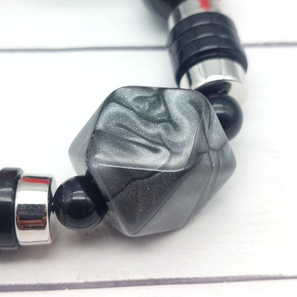 Trifari Beaded Strand Necklace Black Gray Silver Tone Beaded MINT 28" - Picture 7 of 8